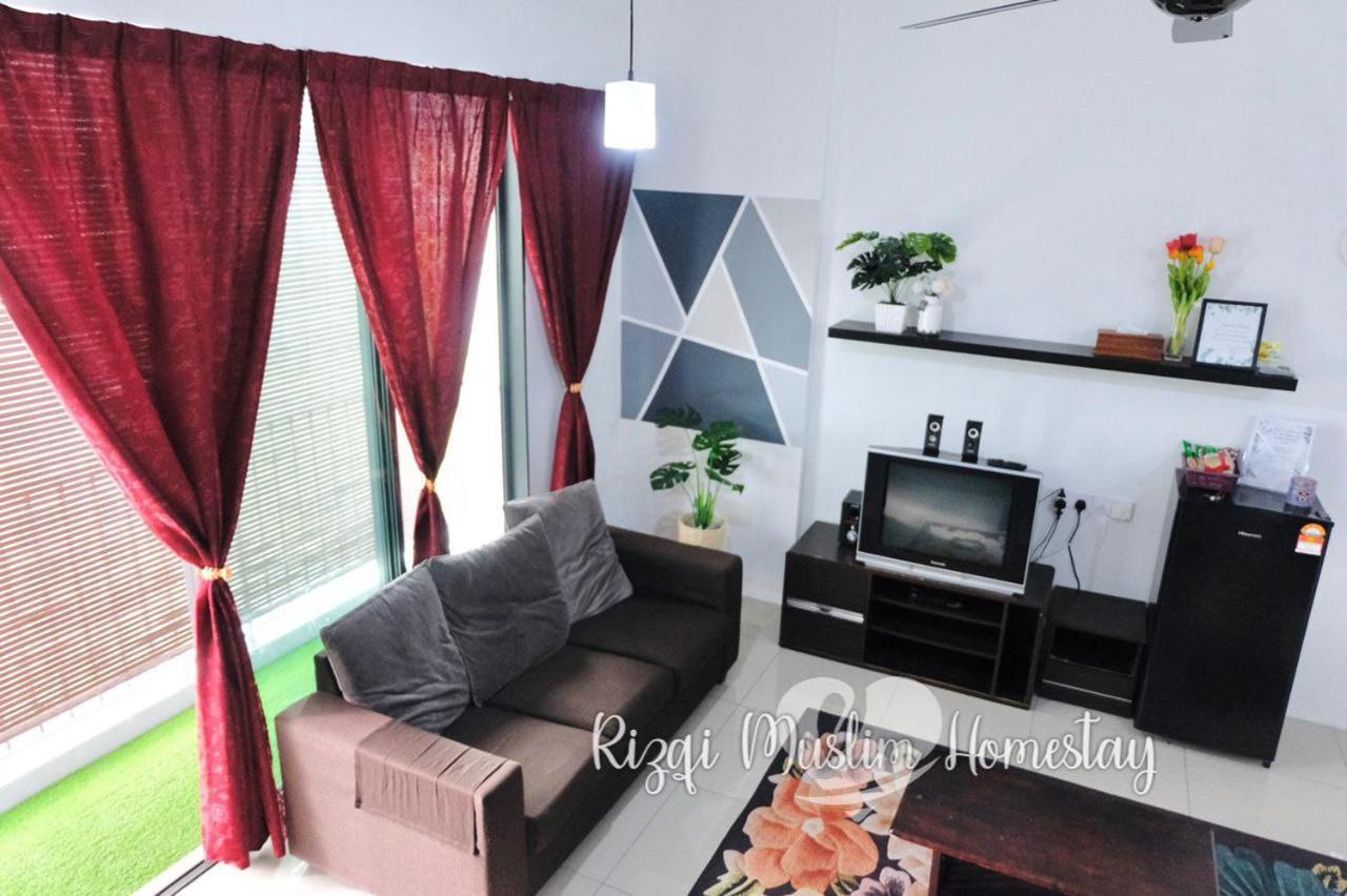 Rizqi Muslim Homestay Meru Casa Kayangan 怡保 外观 照片